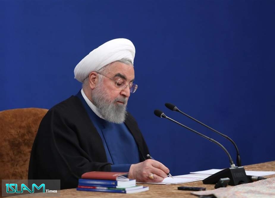 Rouhani Unveils Smart Reopening Plan in Iran