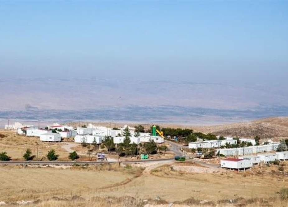 Israeli settlement of Mitzpe Kramim east of the West Bank city of Ramallah.jpg
