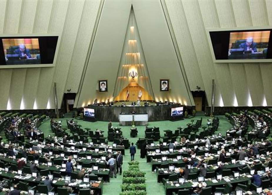 Iranian lawmakers at parliament.jpg