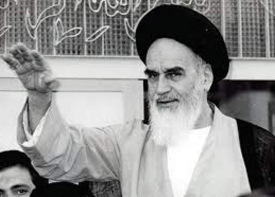 نقش امام خمینی (ره) در بیداری اسلامی و اتحاد امت
