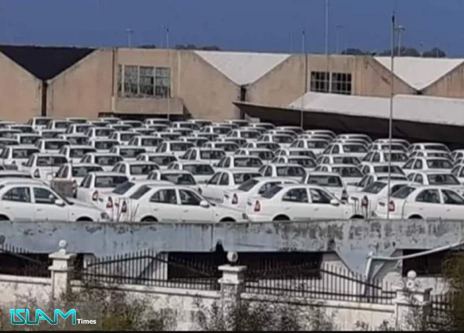ماقصة مئات السيارات السياحية المخزنة في طرطوس؟
