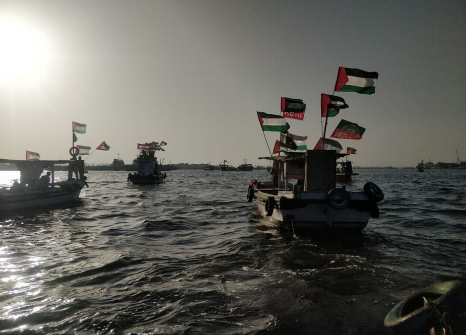 عالمی یوم القدس کی آمد پر آئی ایس او کراچی کے تحت منوڑا کے ساحل پر کشتیوں کی ریلی کا انعقاد