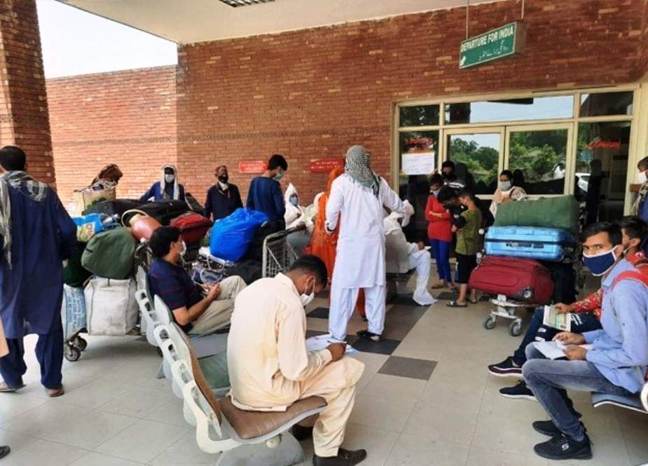 لاک ڈاون کے باعث بھارت میں پھنسے 176 پاکستان وطن واپس پہنچ گئے