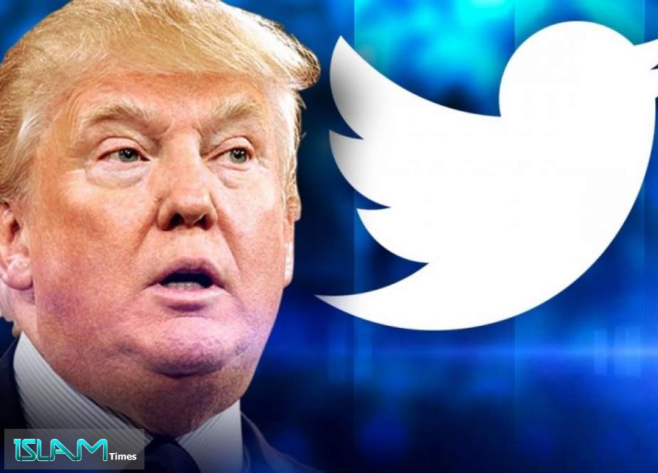 "تويتر" يتحدى ترامب من جديد ويتهمه بتشجيع "العنف"