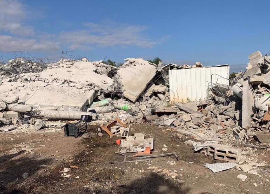 Pasukan Israel Menyerbu Lingkungan Di Tira, Menghancurkan Rumah Warga Palestina