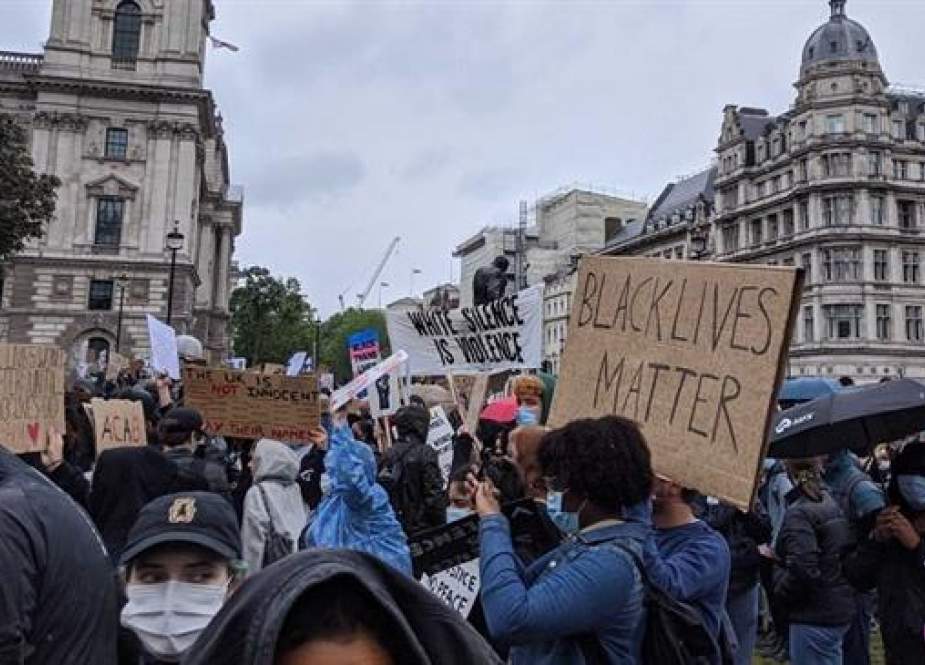 Puluhan Ribu Warga Menentang Pemerintah Untuk Melakukan Protes Di Lima Kota Besar Inggris