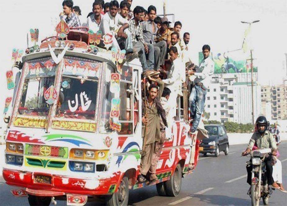 کراچی، پابندی کی خلاف ورزی پر 21 ڈرائیورز کیخلاف مقدمات درج