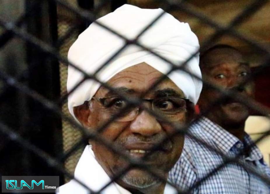 الجنائية الدولية تطالب السودان بتسليم البشير