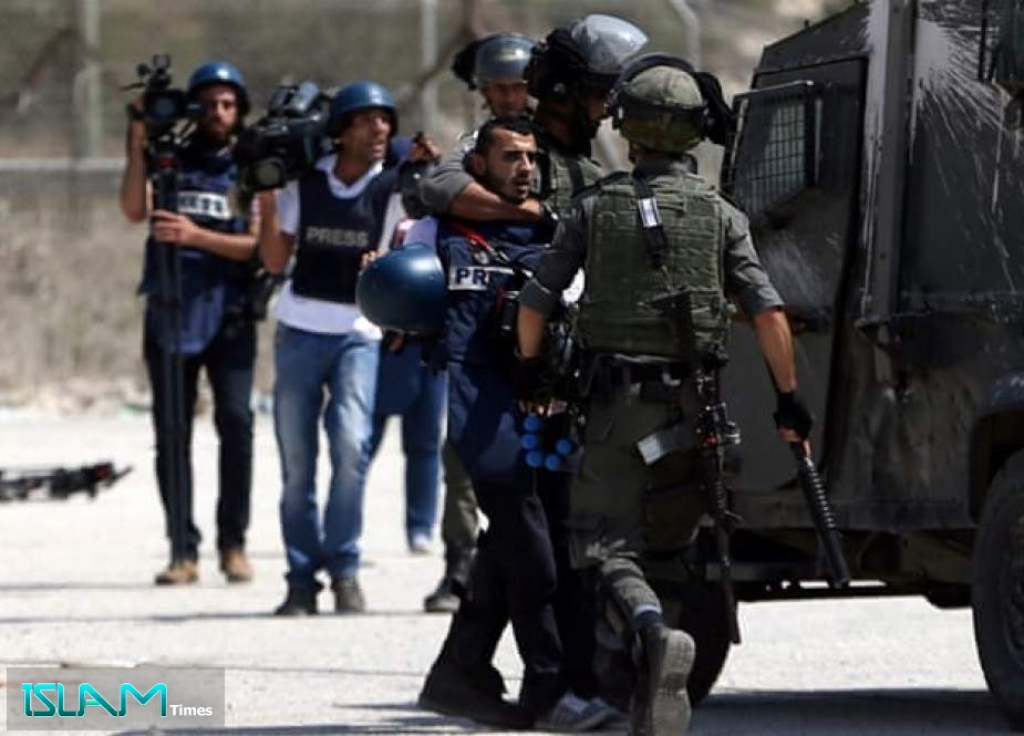 56 Violations against Palestinian Journalists Committed by Israeli Forces since January