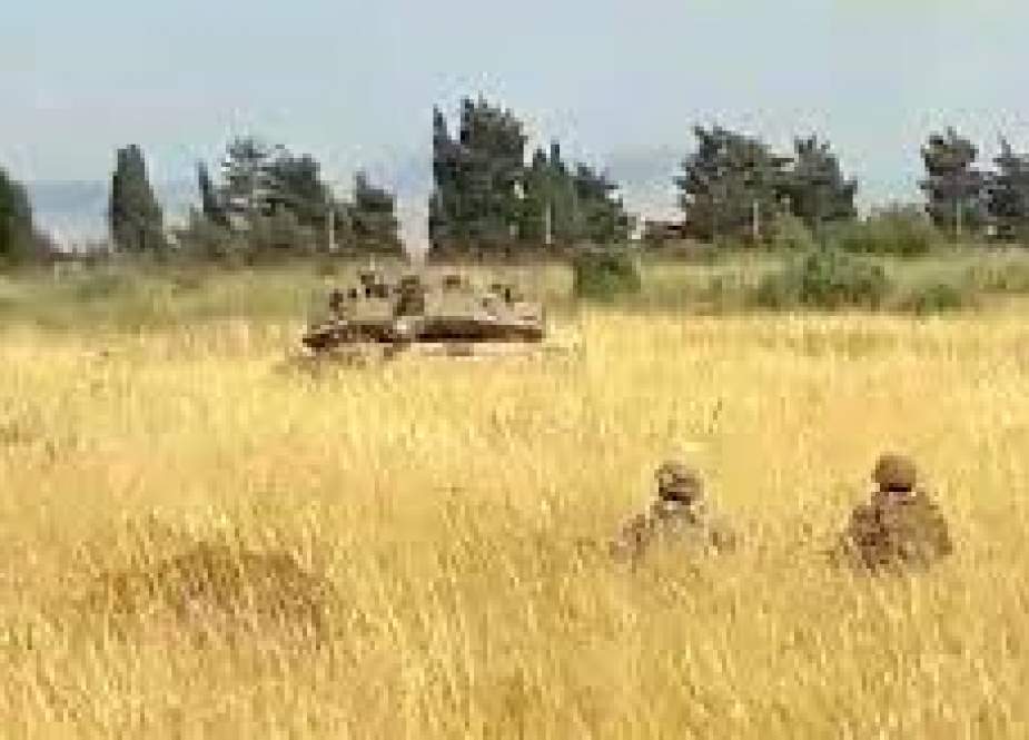 Israeli army Merkava Tank facing off with Lebanese Army.jpg