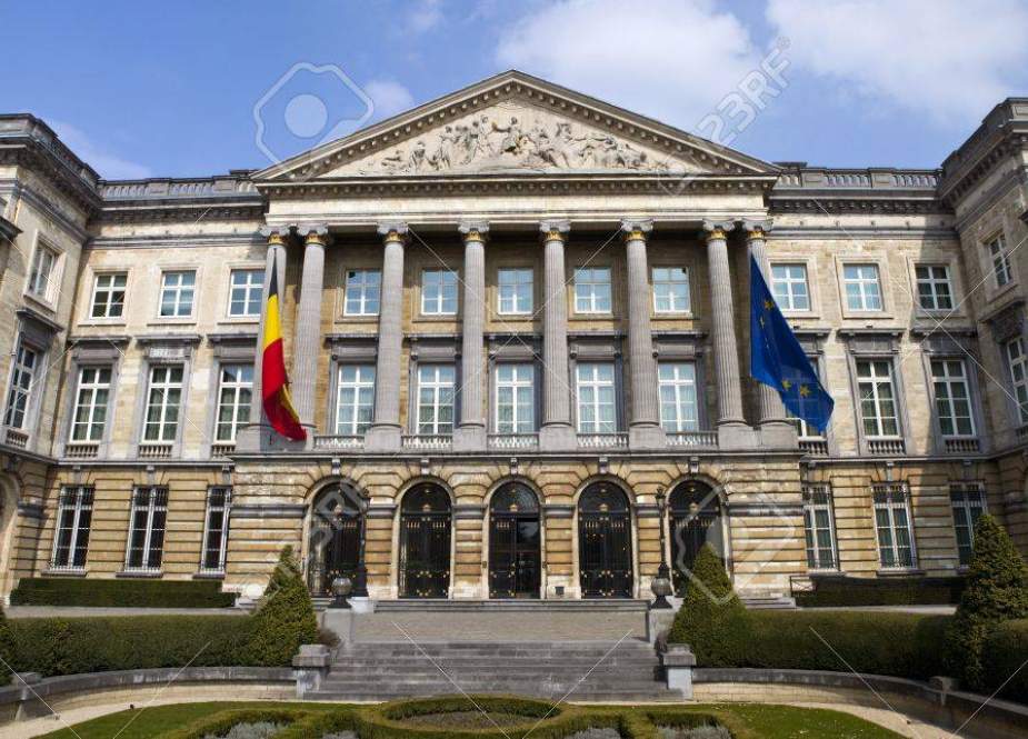 Belgian Parliament building in Brussels.jpg