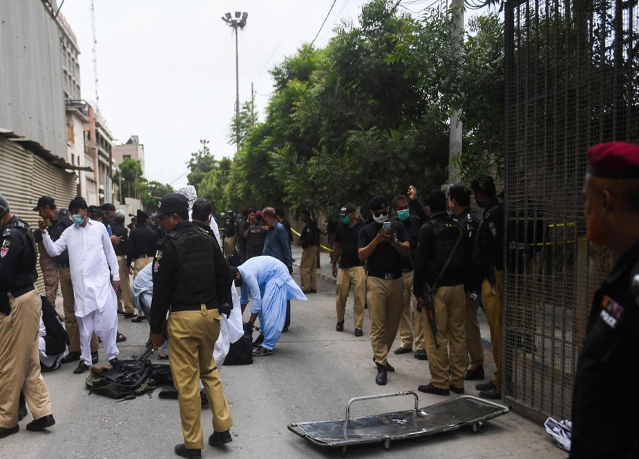 کراچی میں پاکستان اسٹاک ایکسچینج پر حملہ ناکام، تمام دہشتگرد ہلاک