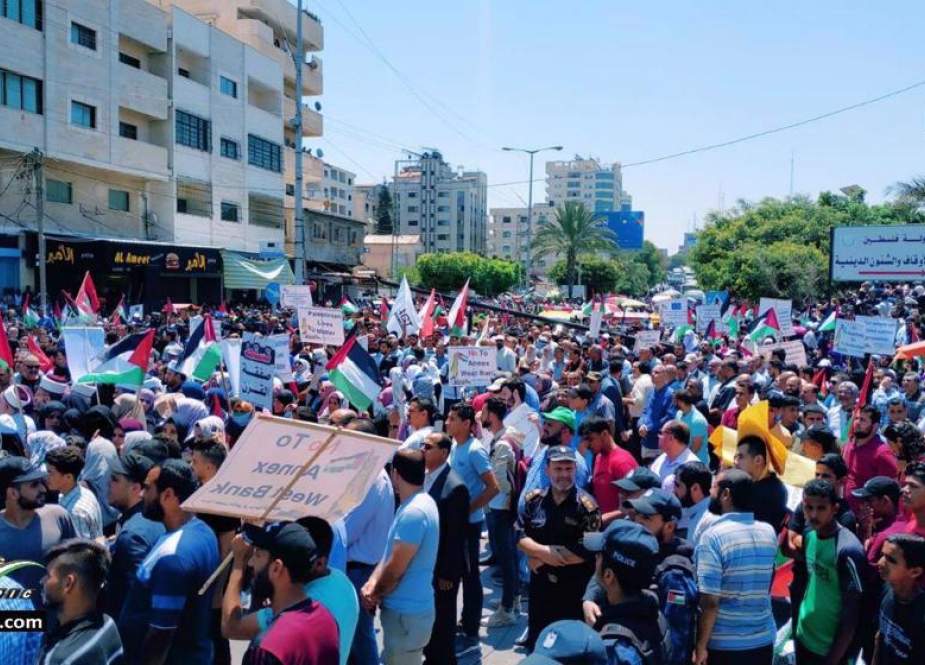 Palestinians gather in Gaza city, to condemn Israel
