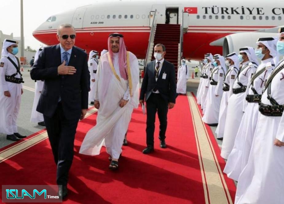 أمير قطر يستقبل أردوغان في الدوحة