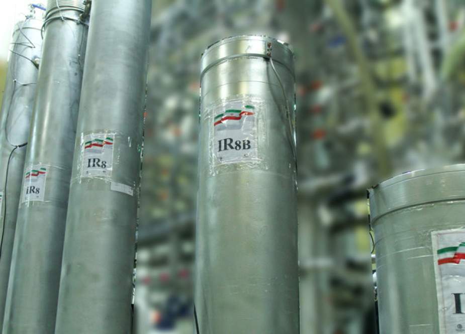 Atomic enrichment facilities inside the Natanz nuclear power plant in Iran.jpg
