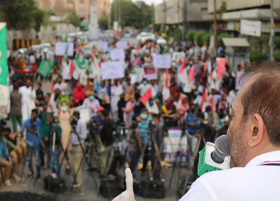 کراچی میں غیراعلانیہ لوڈشیڈنگ کیخلاف فاروق ستار کا کراچی پریس کلب کے باہر احتجاج
