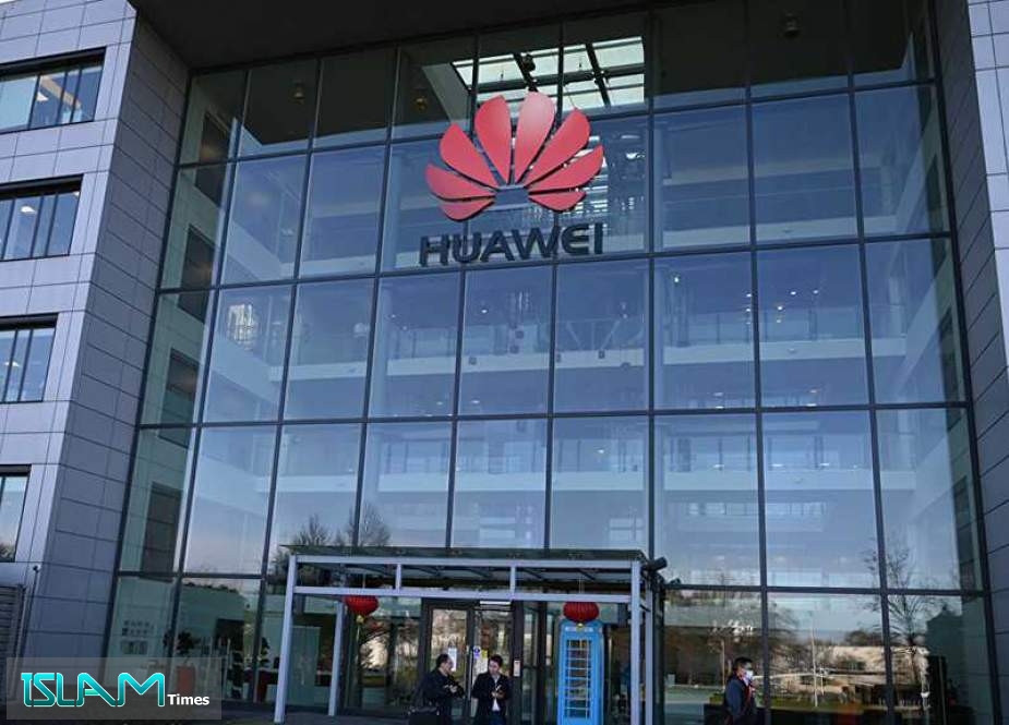Ex-MI6 Chief: Johnson Offered “Sound Reasons” to Lock Huawei Out of UK 5G Rollout
