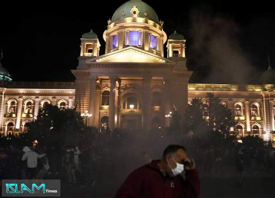 Massive Protests Rock Serbian Capital after Announcing New Covid-19 Lockdown