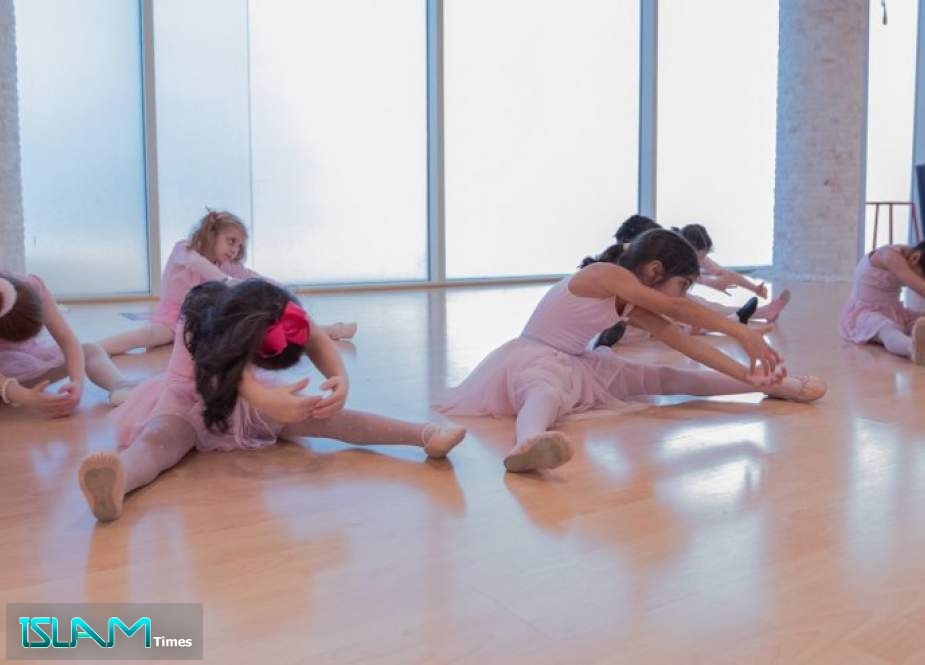 افتتاح معهد لتعليم رقص الباليه بالسعودية رغم الانتقادات