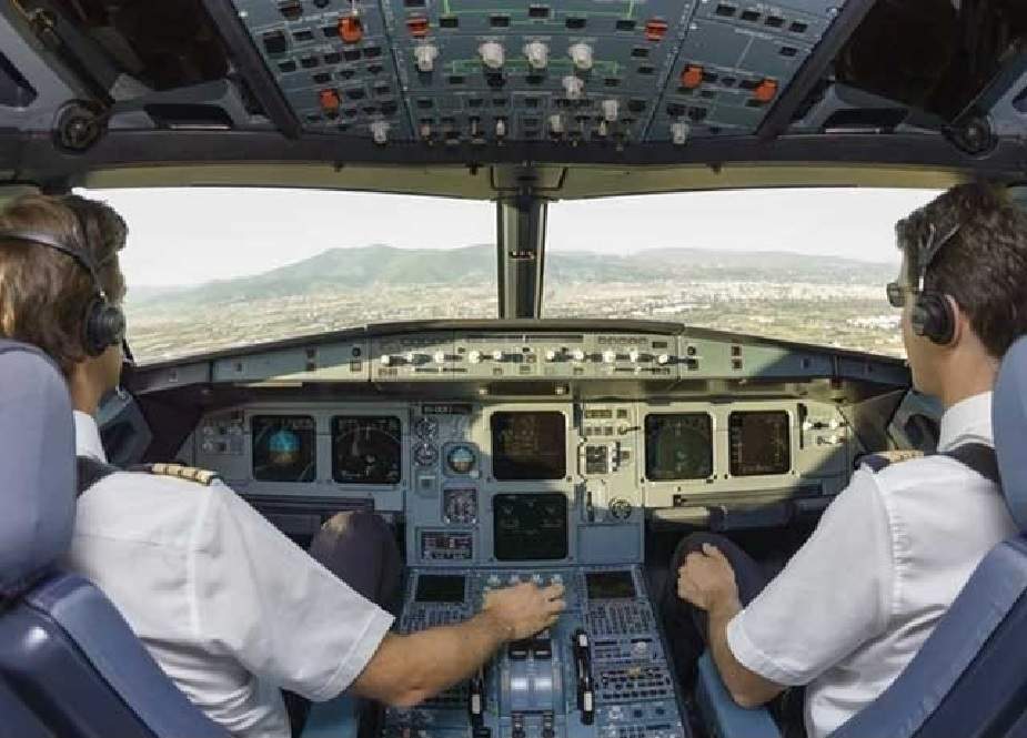 غیرملکی ایئرلائنز میں کام کرنے والے 96 پاکستانی پائلٹس کے لائسنس کلیئر قرار