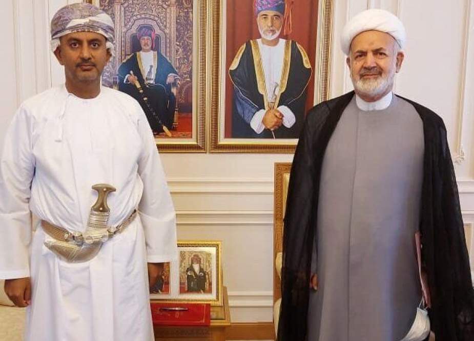 Ali bin Masoud Al Sunaidy and Iranian Ambassador to Oman Mohammad Reza Nouri-Shahroudi.jpg