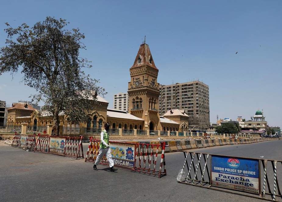 کراچی کی کئی اہم شاہراہیں سیکورٹی بنیادیوں پر بند