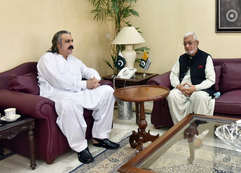 نگران وزیر اعلیٰ گلگت بلتستان میر افضل کی وفاقی وزیر علی امین گنڈاپور سے ملاقات