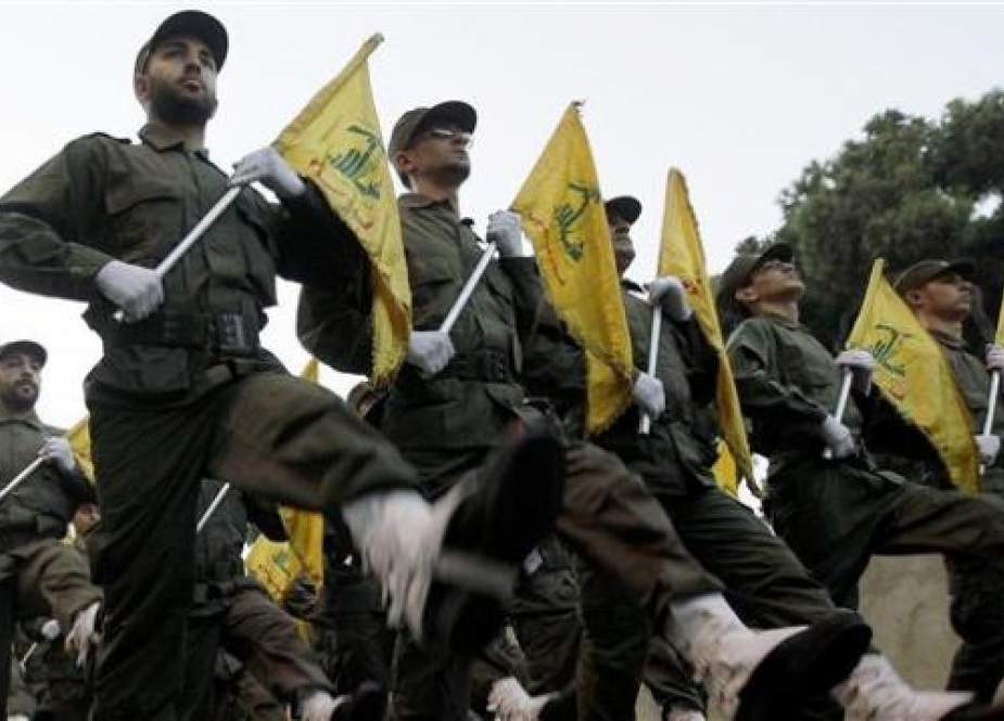Parade Pasukan Hizbullah di Beirut (PressTV).