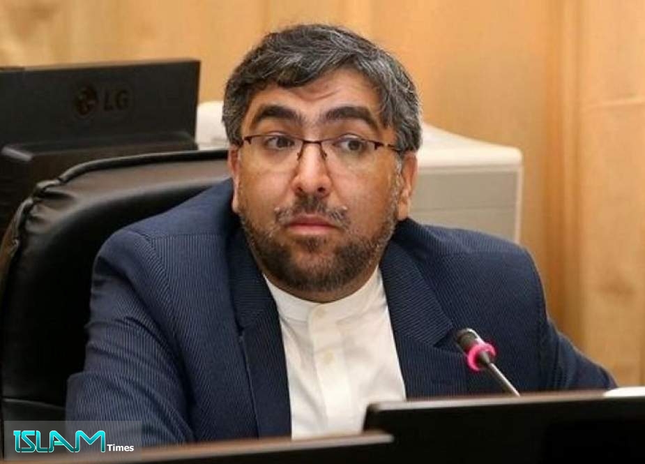 برلماني ايراني: الشركات الغربية تعرقل توفير ادوية معينة