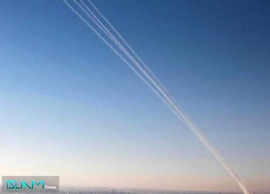 حماس تطلق صواريخ تجريبية.. ماذا حملت من رسائل؟