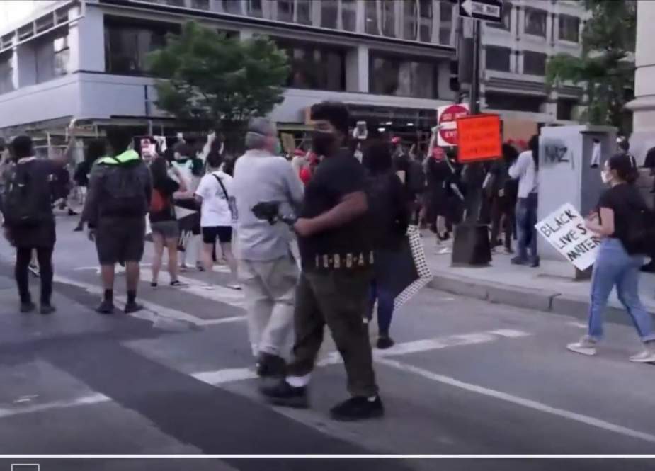 Washington DC Police Detain Over 40 BLM Protesters Involved in ‘Rioting Behaviors’.jpg