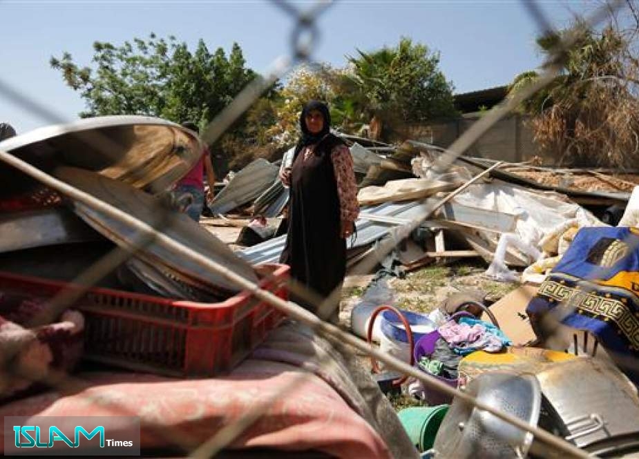 Israeli Occupation Forces Demolish Al-Araqeep Village in Negev, Arrest 7 Palestinians in West Bank