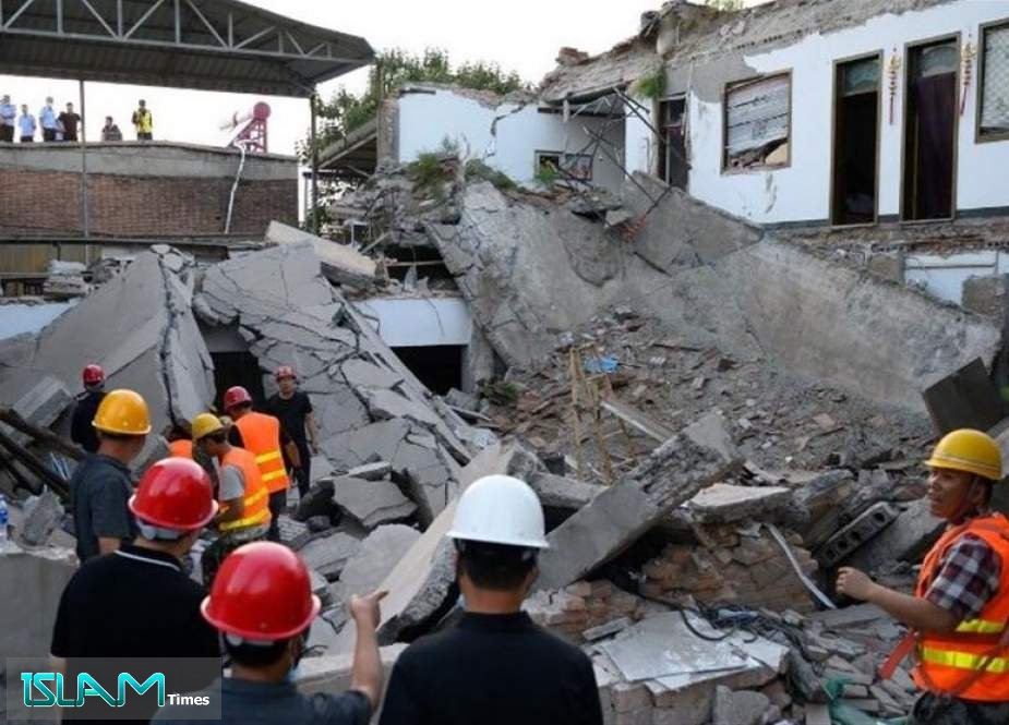 29 Killed in China Restaurant Collapse