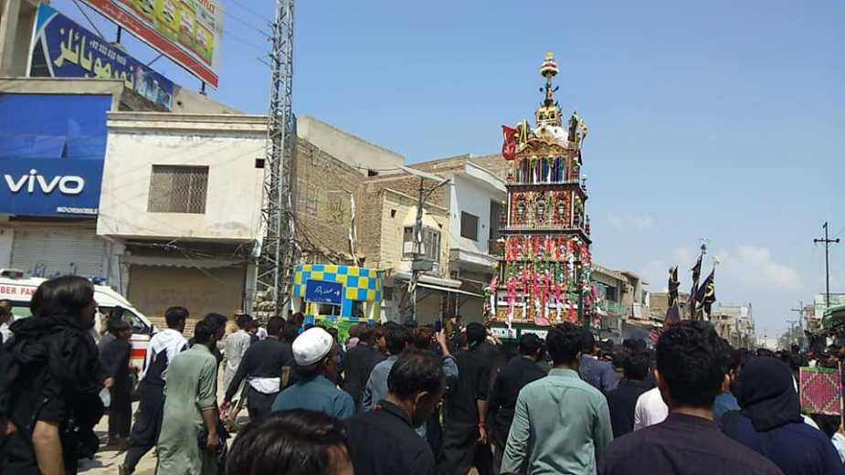 ڈیرہ اسماعیل خان میں یوم عاشورہ کے جلوسوں کے تصویری مناظر