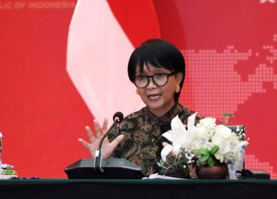 Menteri Luar Negeri Retno Marsudi menyelenggarakan konferensi pers secara virtual dari Jakarta.