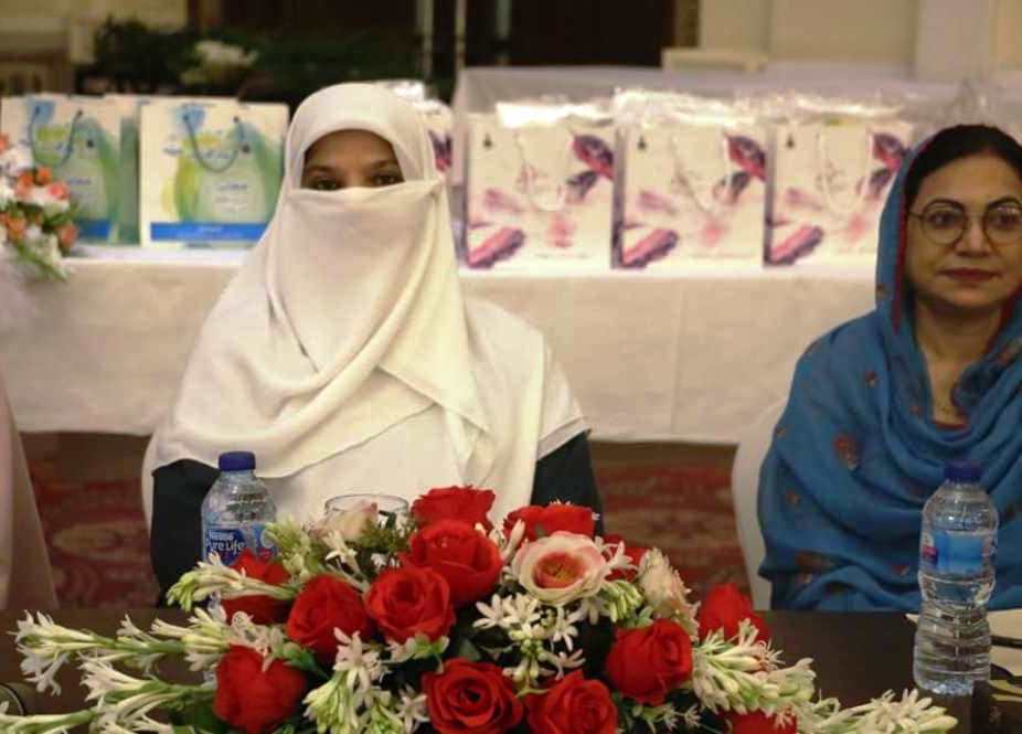 لاہور، پی سی ہوٹل میں عالمی یوم حجاب کے موقع پر جماعت اسلامی کی خواتین کانفرنس