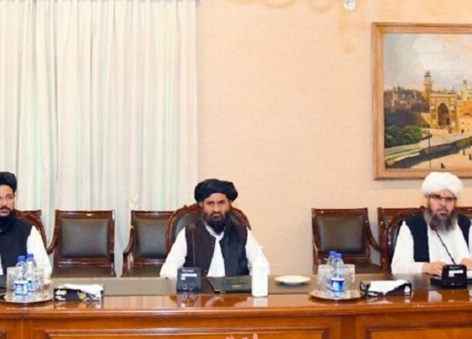 وفد "طالبان" يصل إلى قطر للتفاوض مع الحكومة الأفغانية