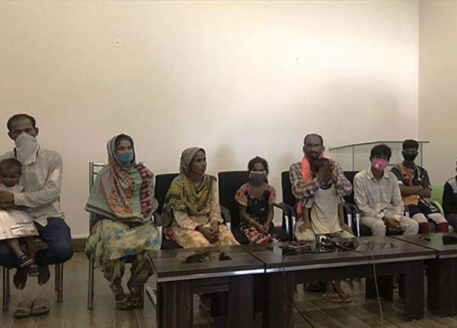 بھارت منتقل ہونیوالے ہندو خاندان واپس پاکستان لوٹ آئے