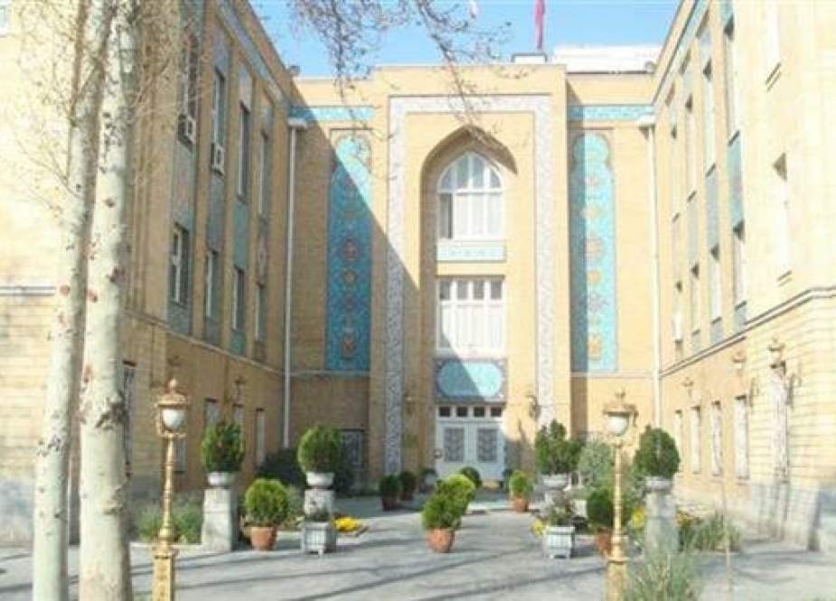 Iranian Foreign Ministry building in Tehran.jpg