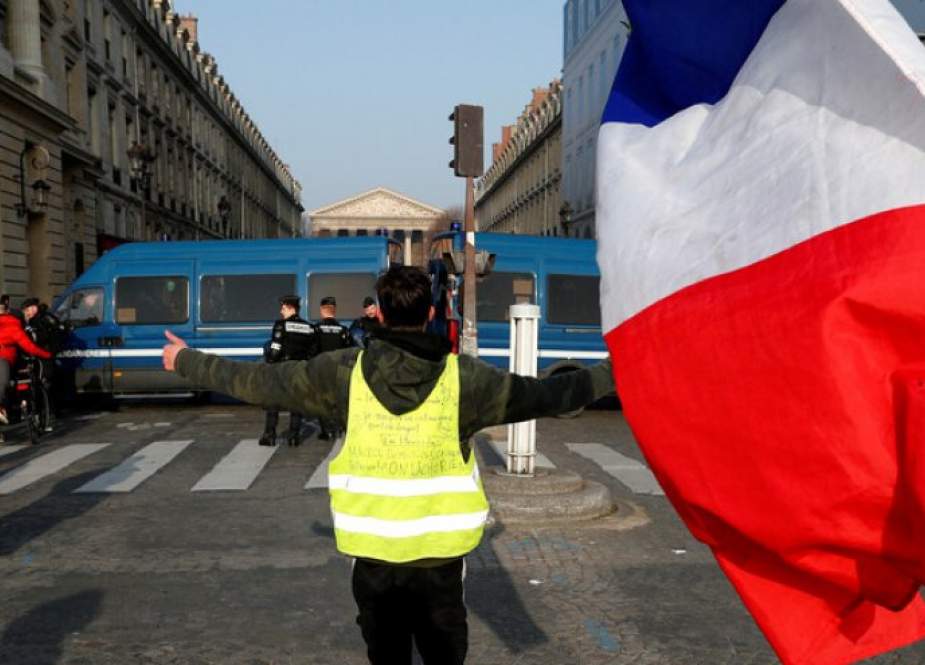 ‘‘السترات الصفراء‘‘ تعود إلى التظاهر في فرنسا