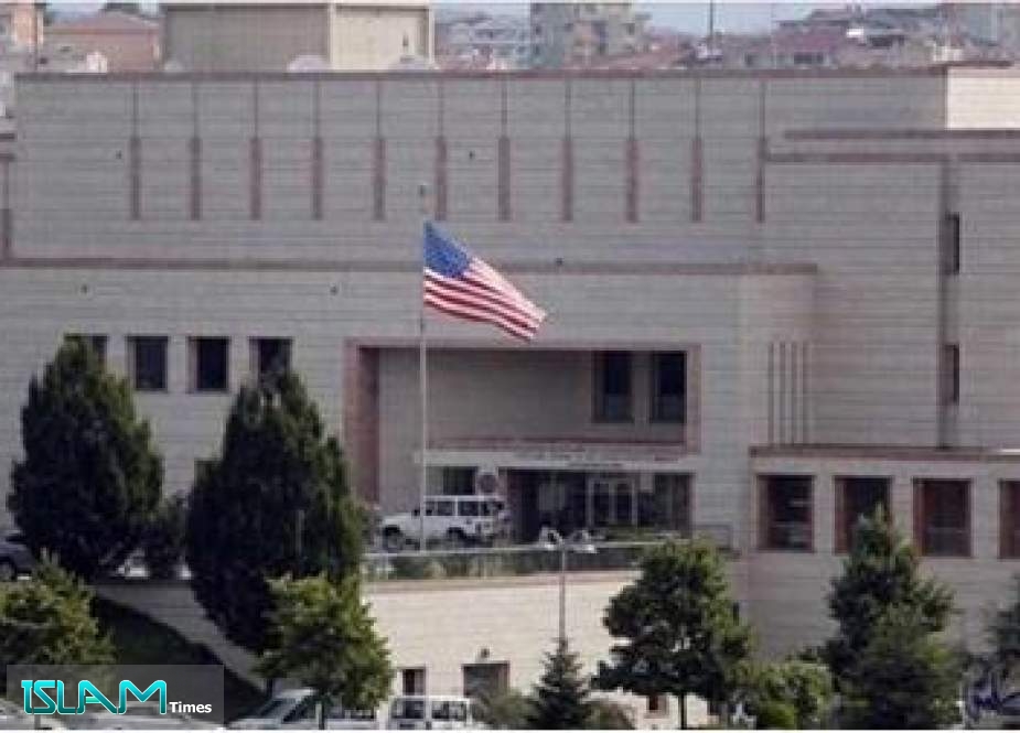 قصف صاروخي يستهدف السفارة الأمريكية في بغداد