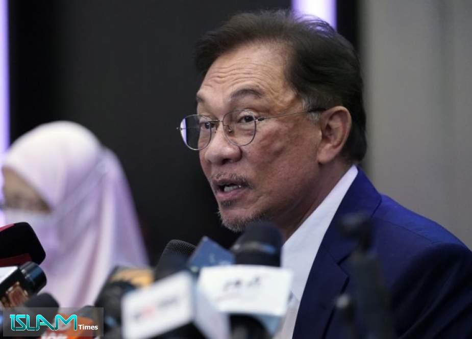 Malaysia’s Anwar Claims to have Majority to Form New Government