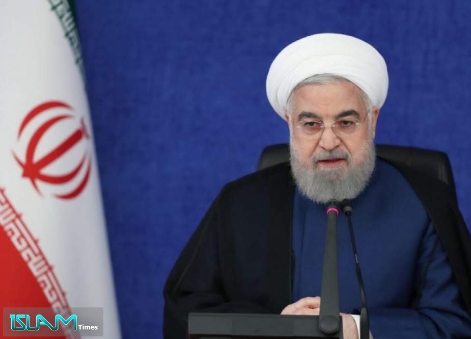 الرئيس روحاني: حضارة إيران وتاريخها يسحران عيون من يزورها