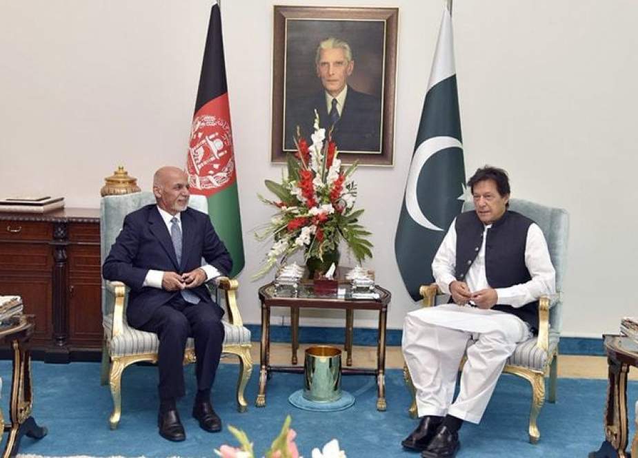 عمران خان کا افغانستان کے صدر اشرف غنی سے ٹیلی فون پر رابطہ