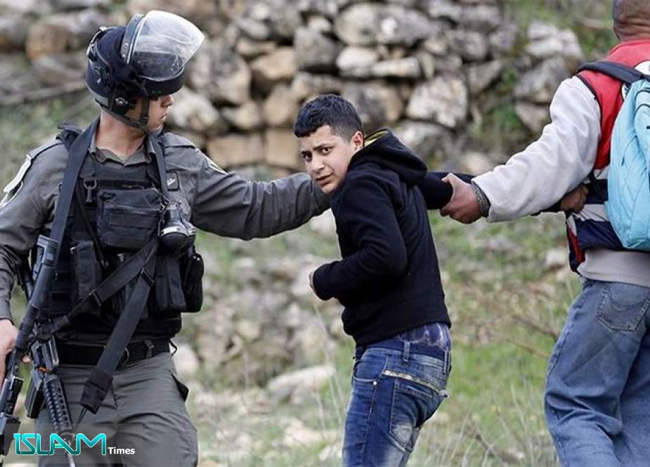 قوات الاحتلال تعتقل 3 شبان من القدس وبيت لحم