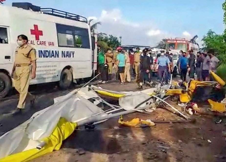 بھارتی نیوی کا گلائیڈر گر کر تباہ، 2 آفیسرز ہلاک