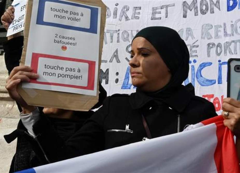 Muslim Di Prancis Mengecam Macron Atas Komentar Islamofobia