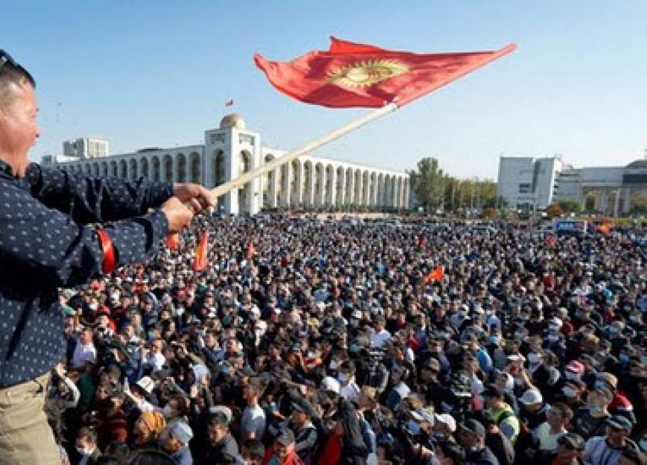 نخست‌وزیر قرقیزستان استعفا داد/ «سدیر جباروف» نخست‌وزیر شد
