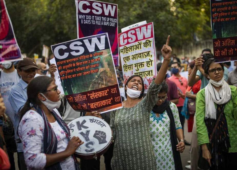 مقبوضہ کشمیر کے سرینگر میں ہاتھرس آبروریزی کیخلاف احتجاج