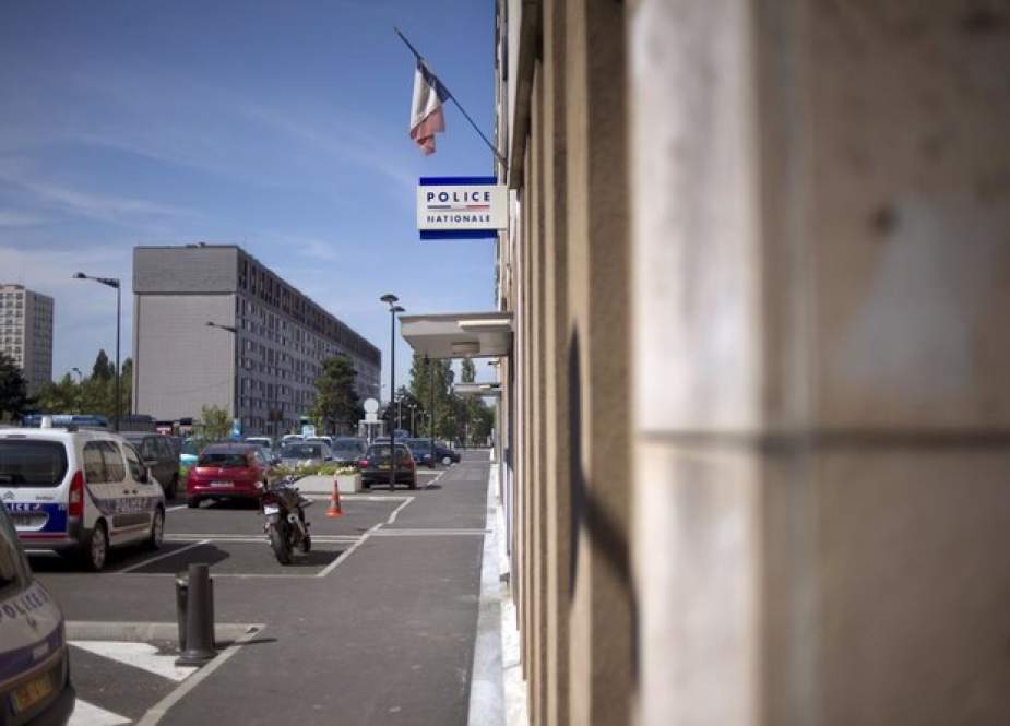 Police Station in Paris Suburb.jpg